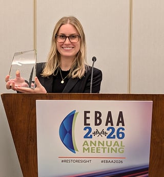 Caroline Miller receiving the Optics Award