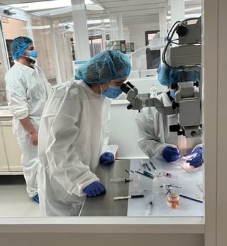 Ukraine surgeon visit to Eversight headquarters